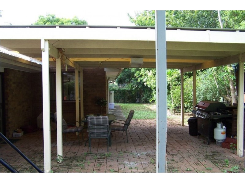 11 Buschman Close, Redbank Plains QLD 4301