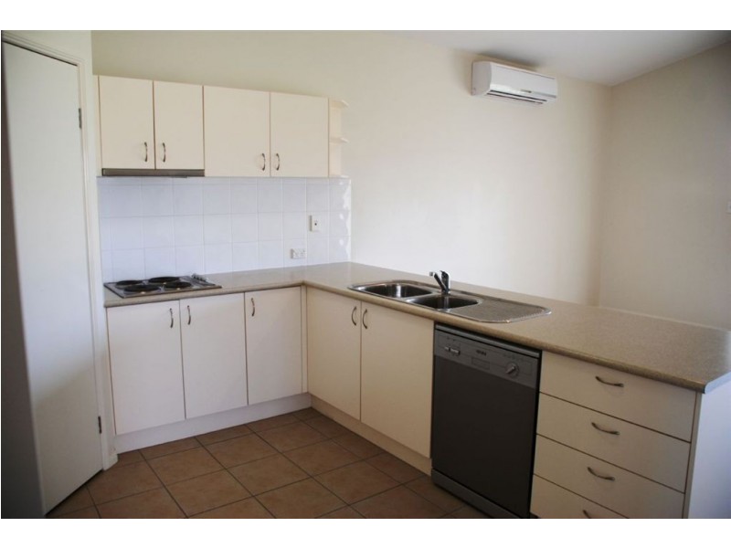 4 Ambrose Dr, Augustine Heights QLD 4300