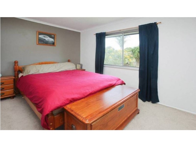 21 Lowana Street, Camira QLD 4300