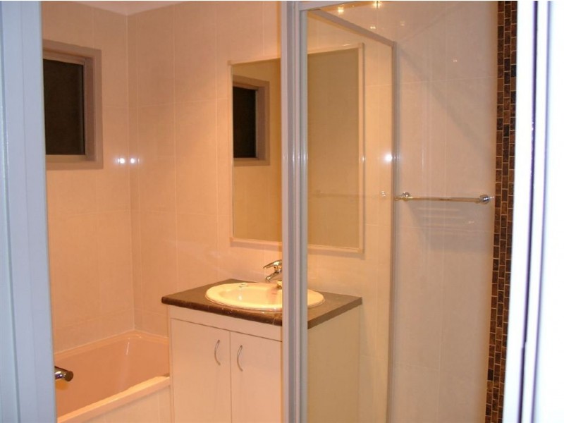 21 Lowana Street, Camira QLD 4300