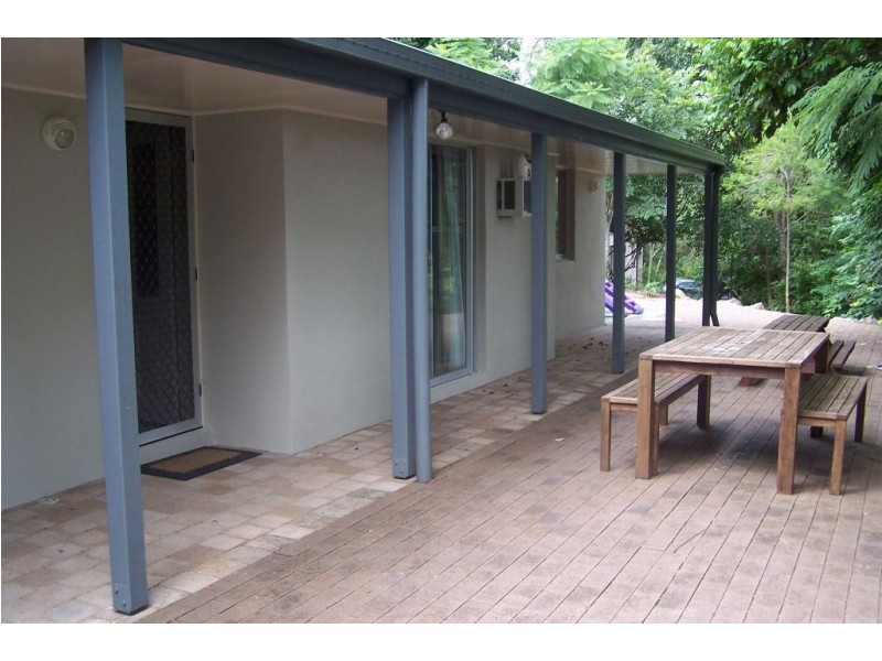 6 Lisa Crt, Bellbird Park QLD 4300