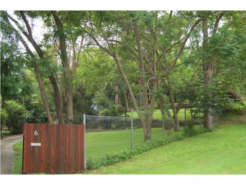 6 Lisa Crt, Bellbird Park QLD 4300