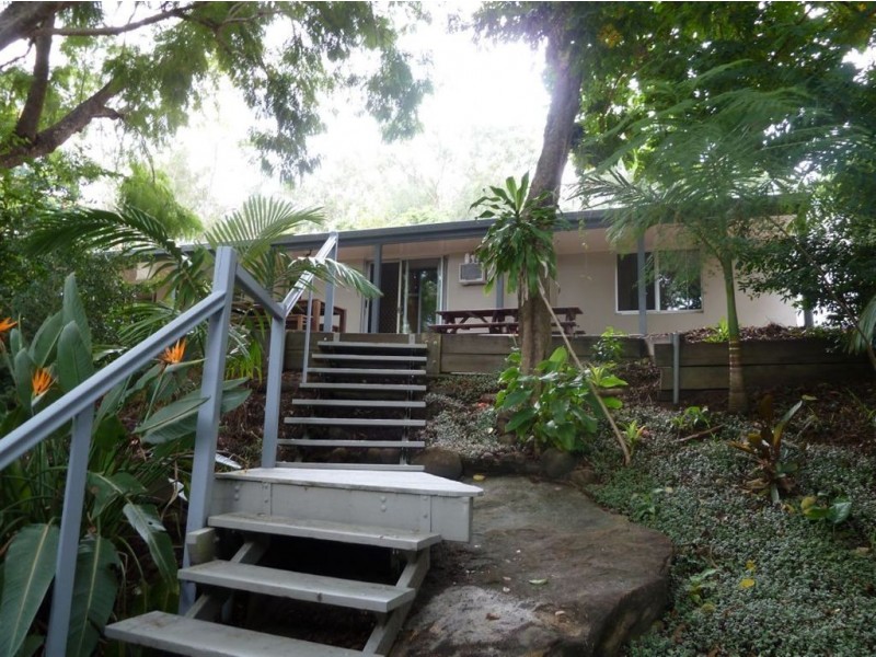 6 Lisa Crt, Bellbird Park QLD 4300
