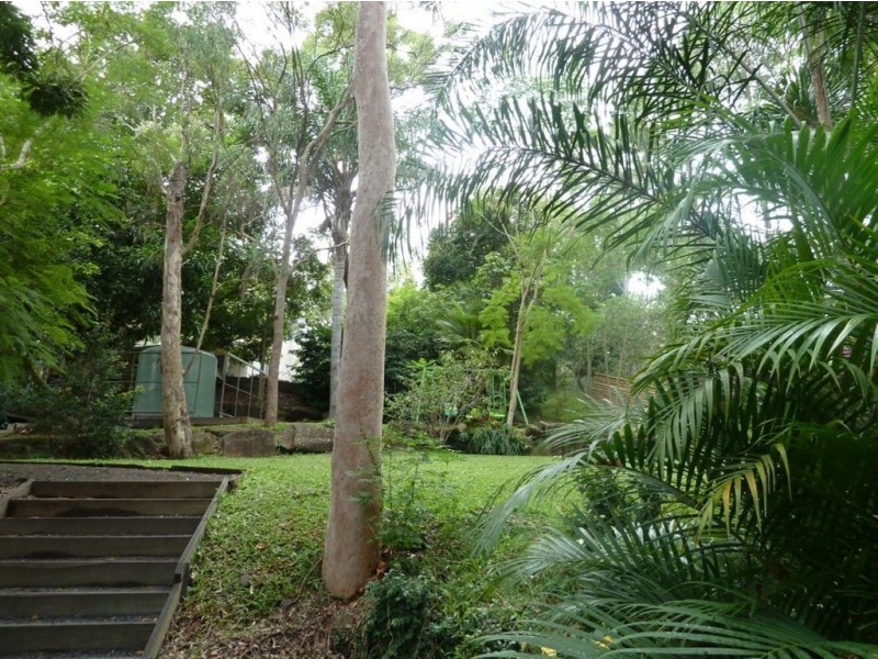 6 Lisa Crt, Bellbird Park QLD 4300