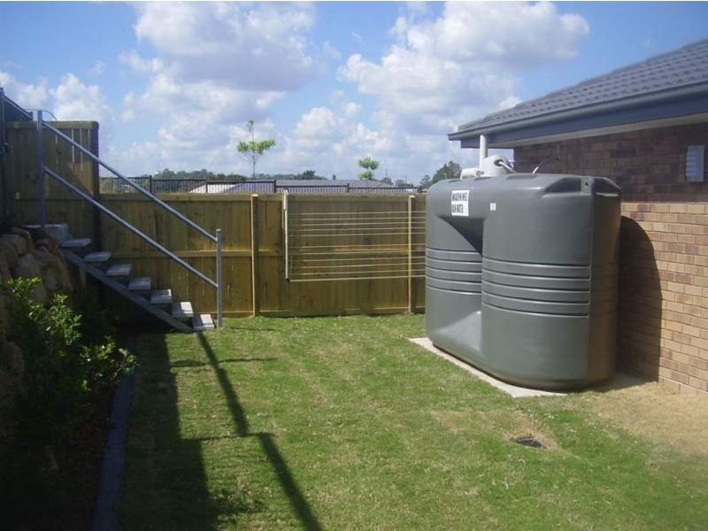 48 Huntley Dr, Redbank Plains QLD 4301