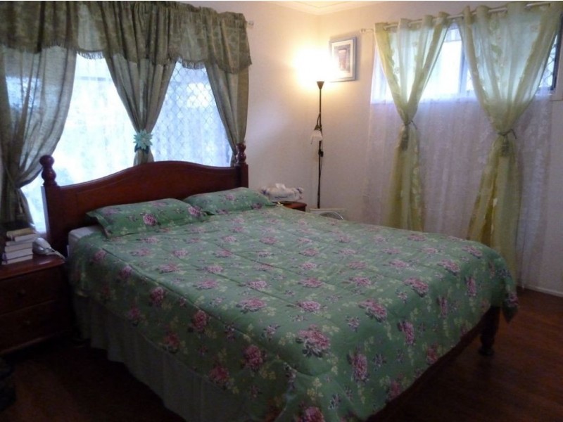 55 Braeside Rd, Bundamba QLD 4304