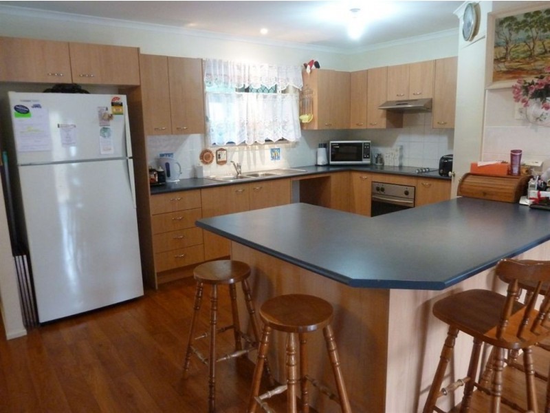 55 Braeside Rd, Bundamba QLD 4304