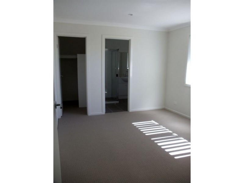 Redbank Plains QLD 4301