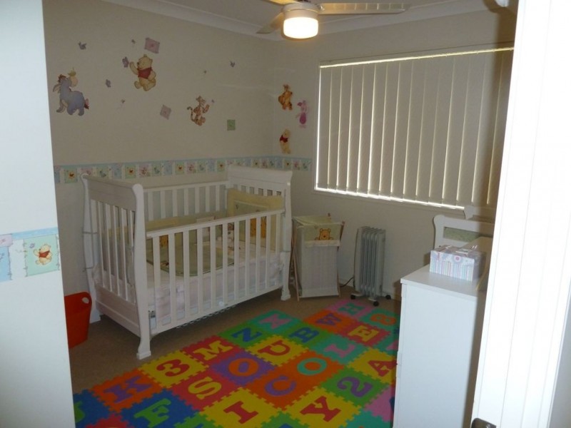 100 Lakeside Ave, Springfield Lakes QLD 4300