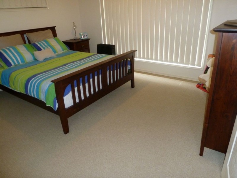 100 Lakeside Ave, Springfield Lakes QLD 4300