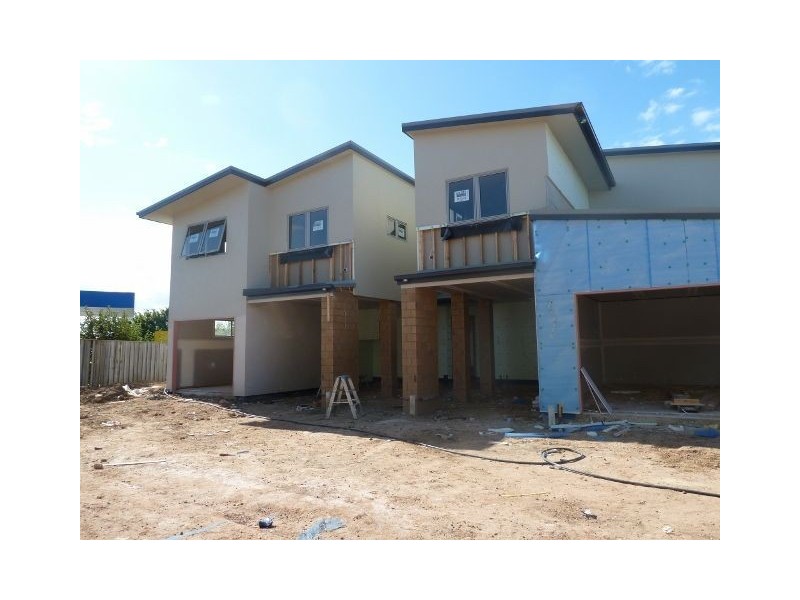 23 Commercial Drive, Springfield QLD 4300