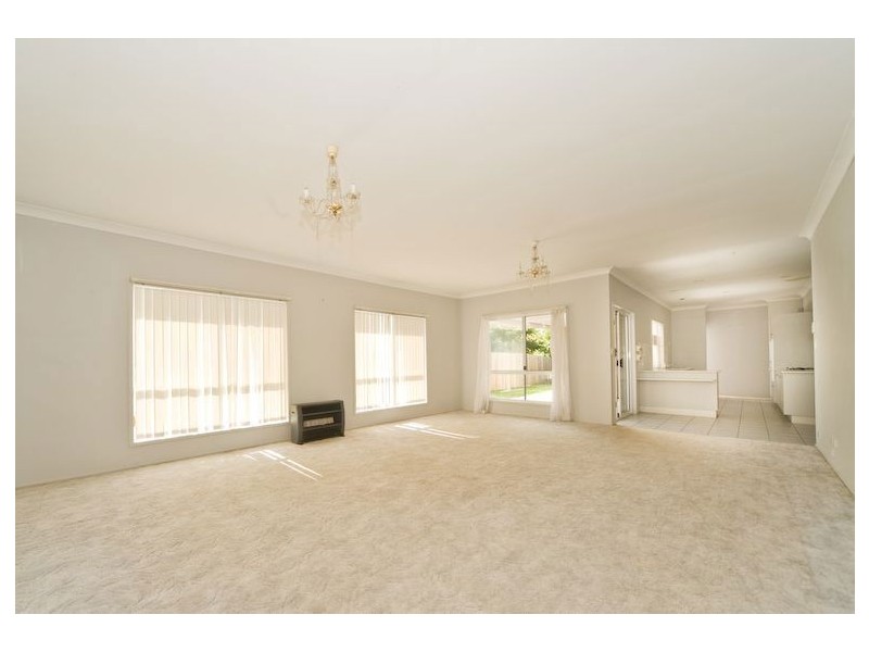 22 Sapphire St, Springfield QLD 4300