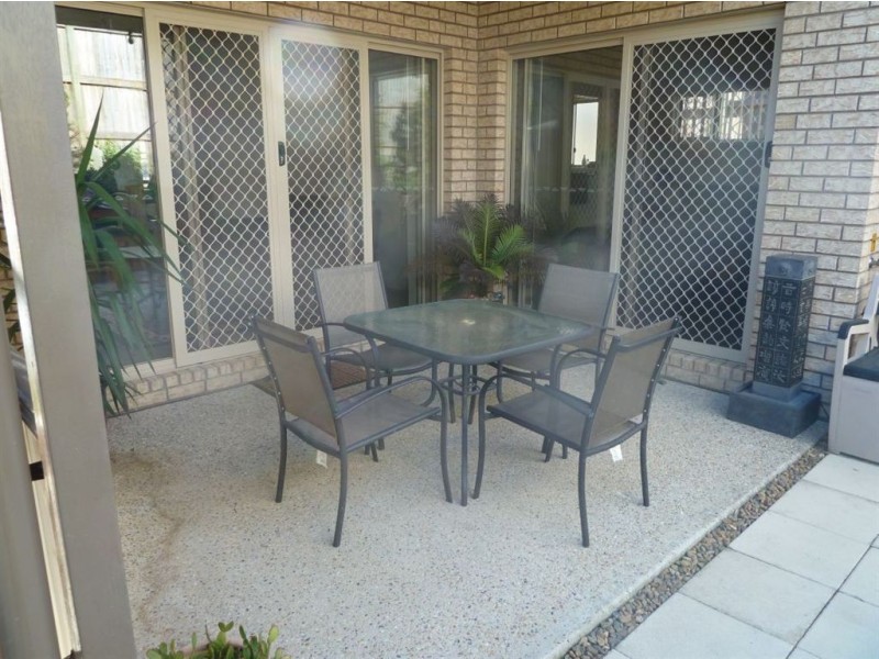 11 Park Edge Dr, Springfield Lakes QLD 4300