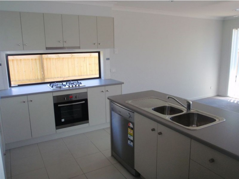 60 Huntley Cres, Redbank Plains QLD 4301