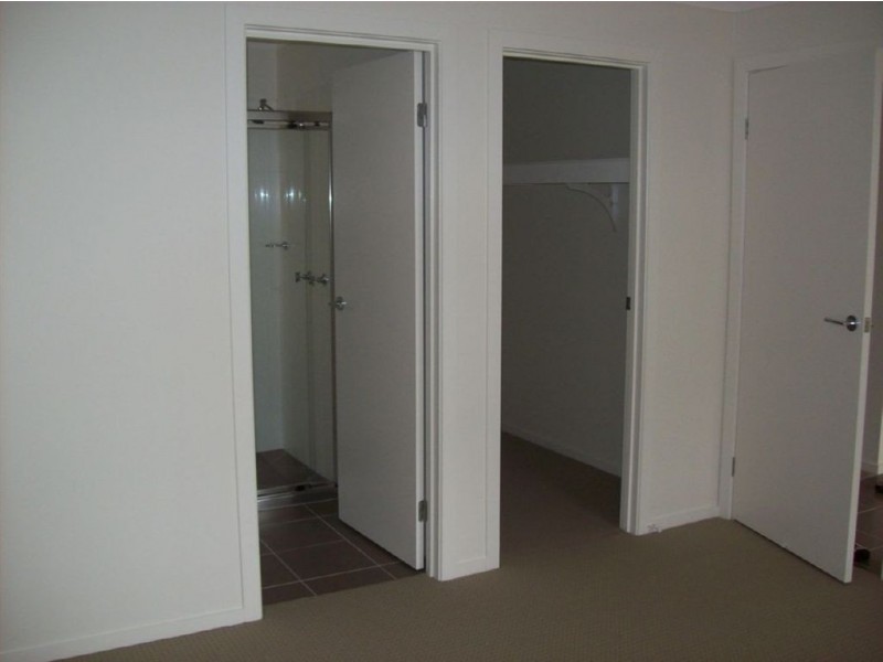 Redbank Plains QLD 4301