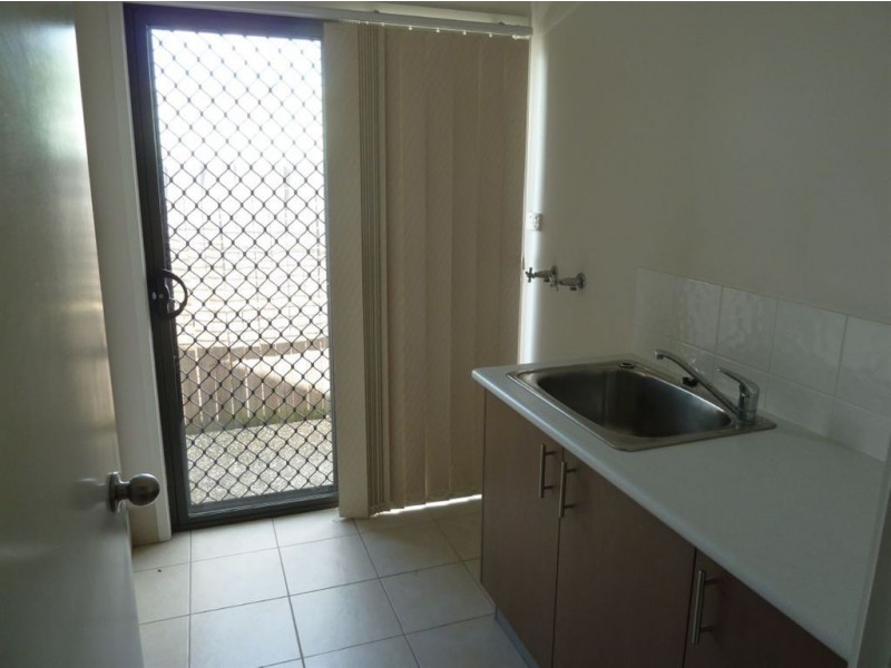 22 Freesia Close, Springfield Lakes QLD 4300