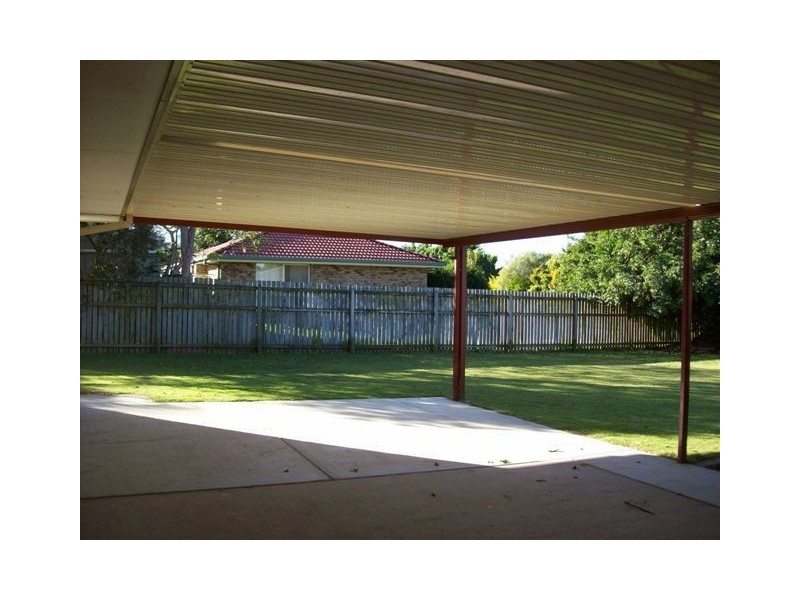 8 Ravenswood Lane, Springfield QLD 4300