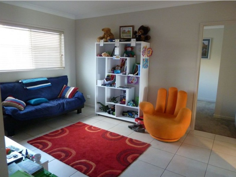 15 Honeywood Crt, Springfield QLD 4300