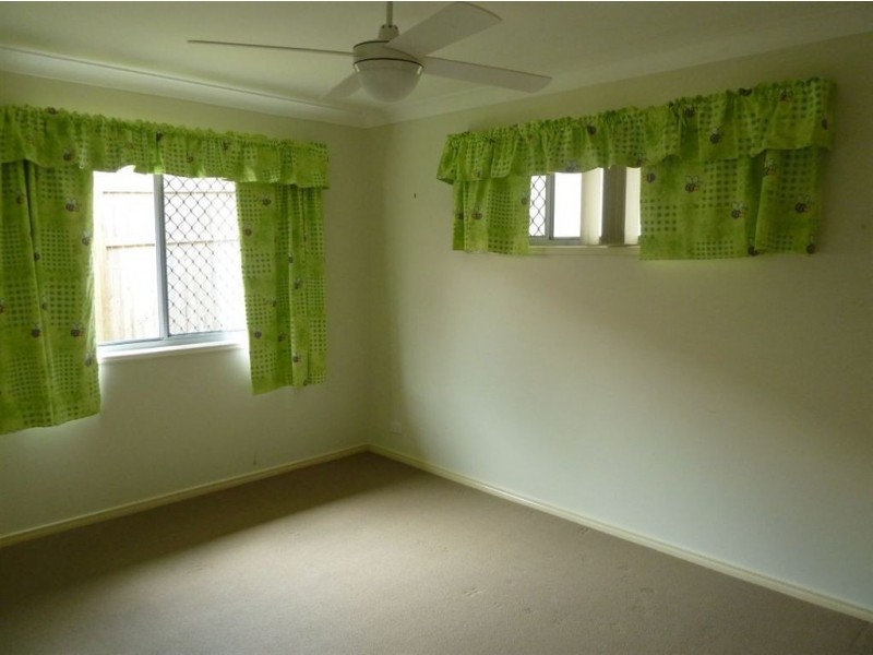 45 Lakes Entrance Drive, Springfield Lakes QLD 4300