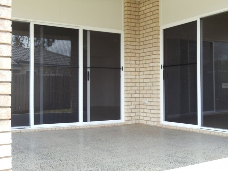 12 Dillon Ave, Augustine Heights QLD 4300