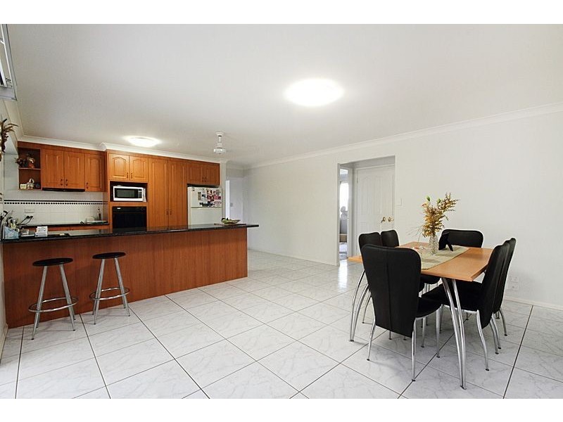 28 Moresby Ave, Springfield QLD 4300