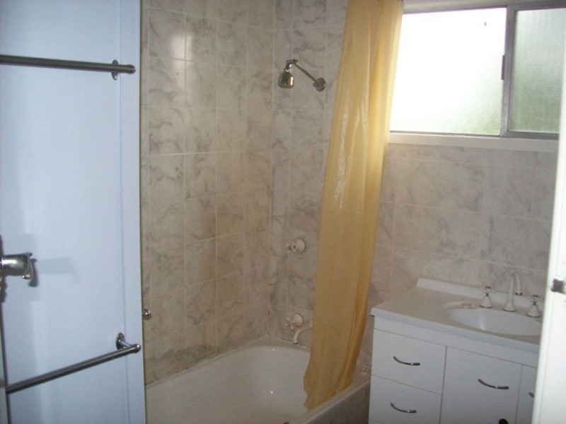 43 Videroni St, Bundamba QLD 4304