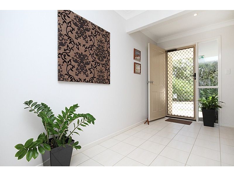 5 Jezabel Drive, Springfield Lakes QLD 4300