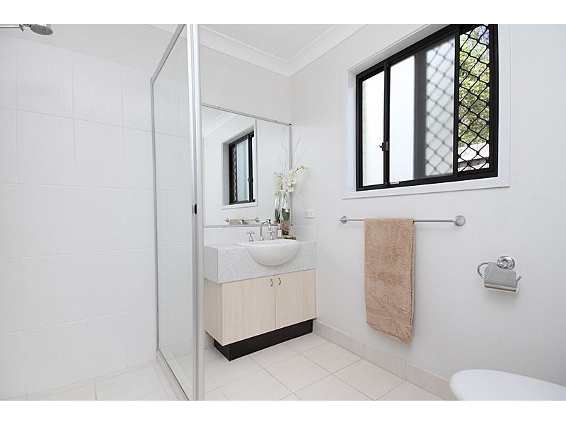 5 Jezabel Drive, Springfield Lakes QLD 4300