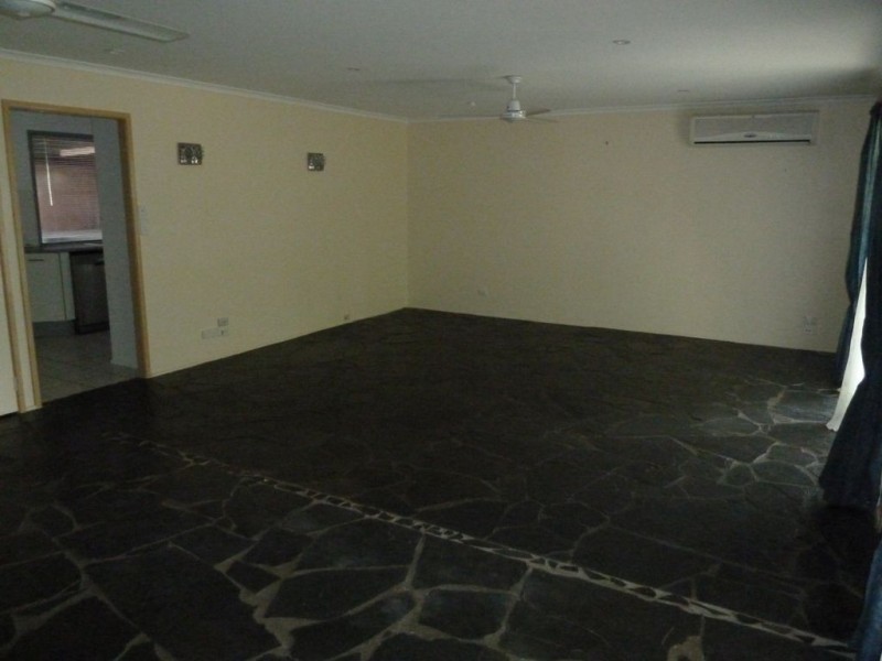 2 Laurel Street, Redbank Plains QLD 4301