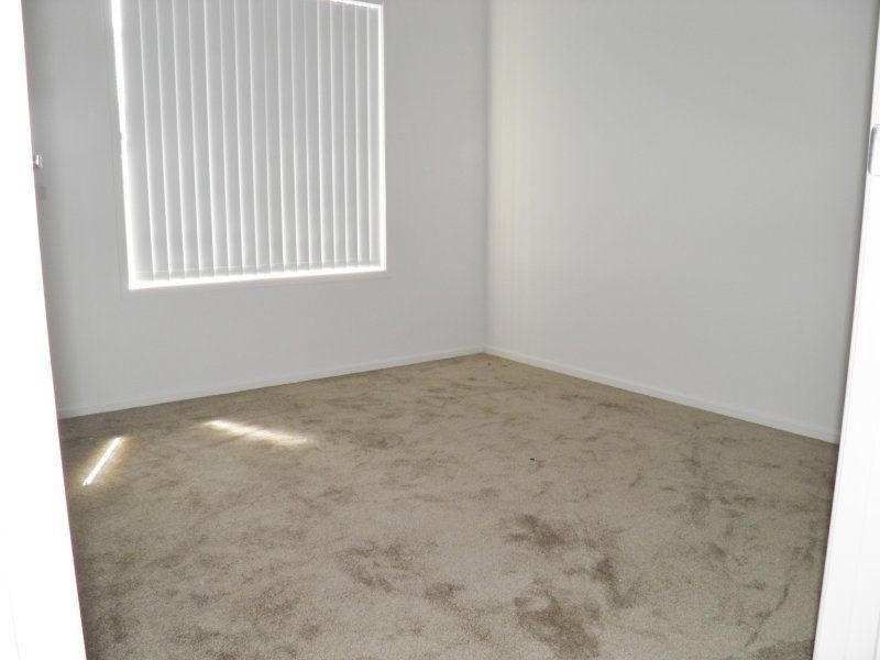 2/3 Hosanna Place, Camira QLD 4300