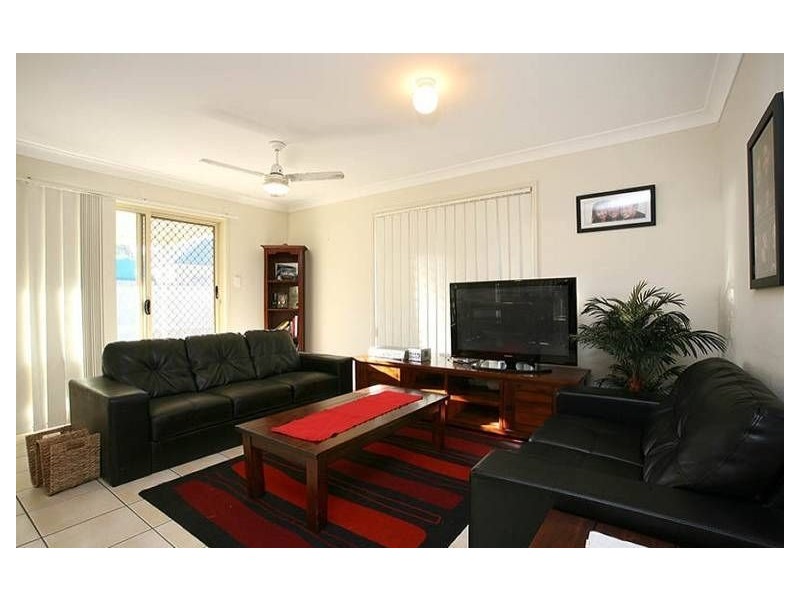 26 Emma Place, Springfield Lakes QLD 4300