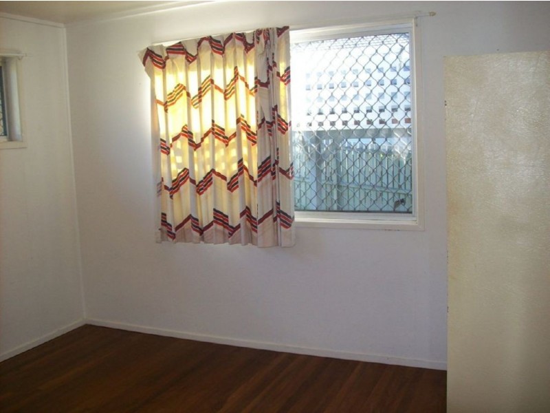 1 Howard Street, Goodna QLD 4300