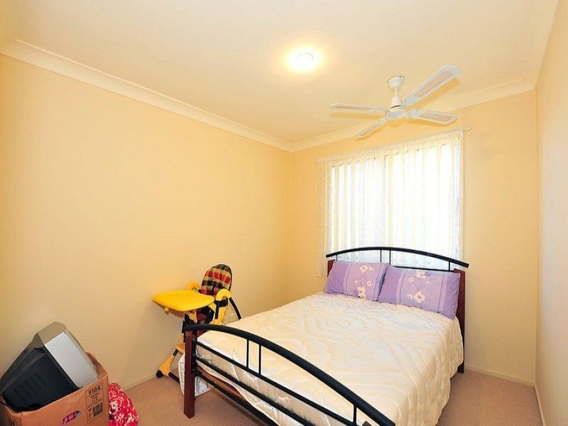 25 Ellen Crt, Springfield Lakes QLD 4300