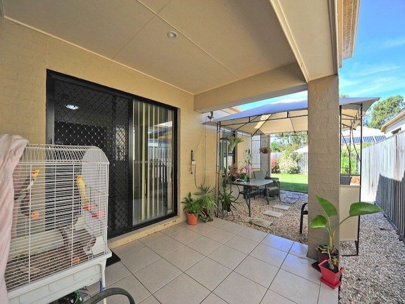 25 Ellen Crt, Springfield Lakes QLD 4300