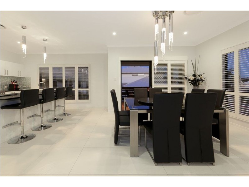 19 Lakevew Place, Springfield Lakes QLD 4300