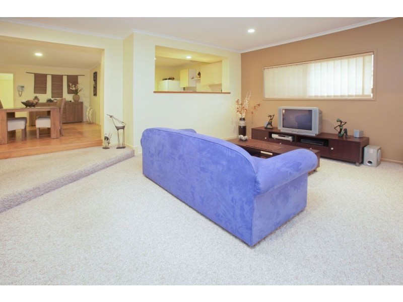 30 Melinda Street, Camira QLD 4300