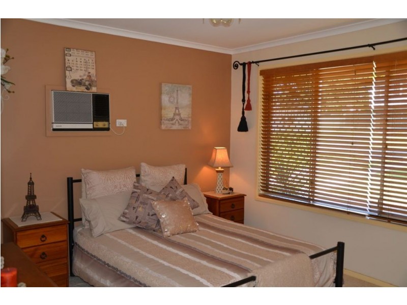 30 Melinda Street, Camira QLD 4300