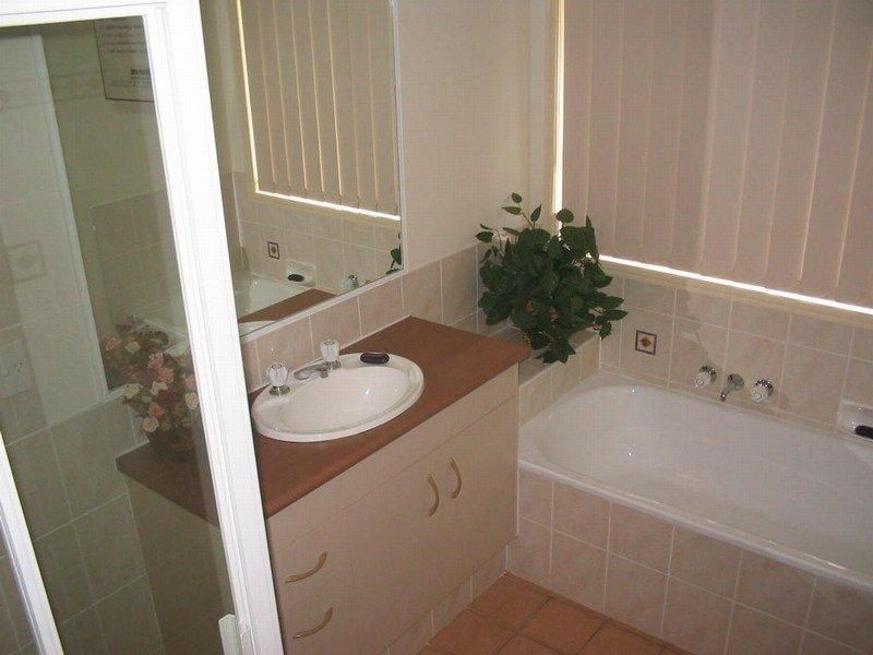 5 Norwood Row, Springfield QLD 4300