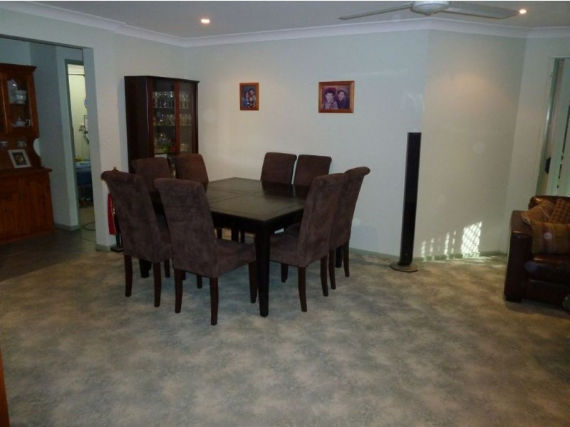 14 Paton Cres, Forest Lake QLD 4078