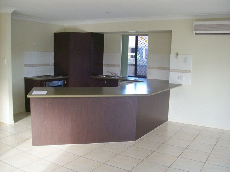 15 Hillview Street, Springfield QLD 4300