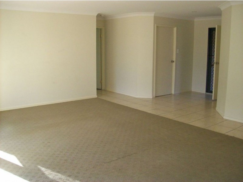 15 Hillview Street, Springfield QLD 4300