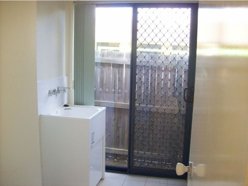 15 Hillview Street, Springfield QLD 4300