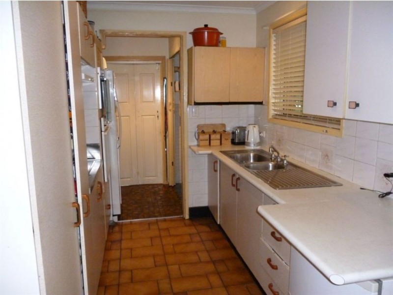 31 Josephine Street, Camira QLD 4300