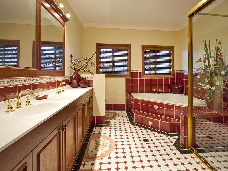 136 Brookwater Drive, Brookwater QLD 4300