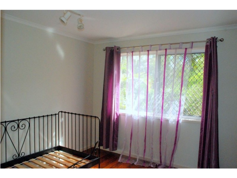 60 Cairns Road, Camira QLD 4300