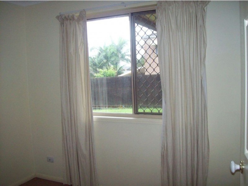 12 Streamview Cresent, Springfield QLD 4300