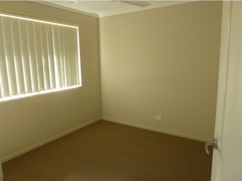 38 Valentine Cir, Augustine Heights QLD 4300