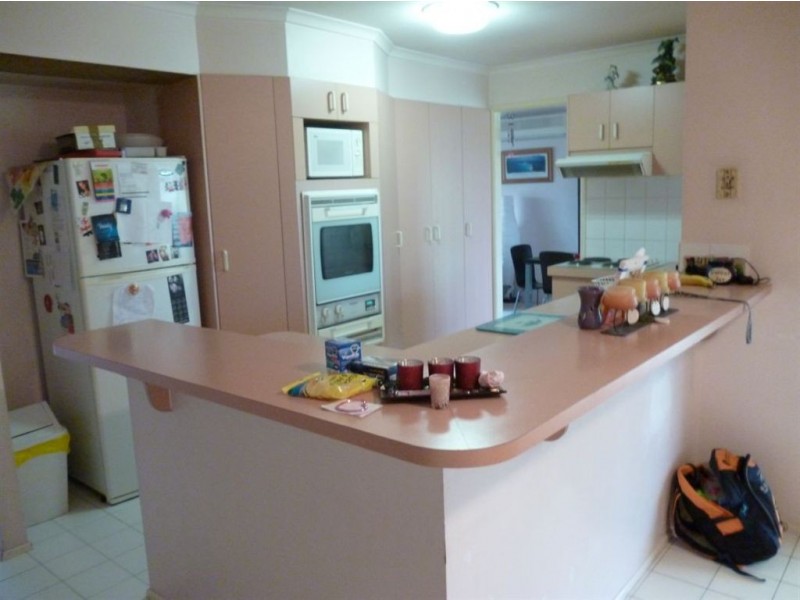 5 Yarrow Court, Redbank Plains QLD 4301