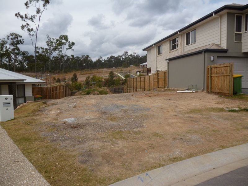 8 Pimento Place, Springfield Lakes QLD 4300