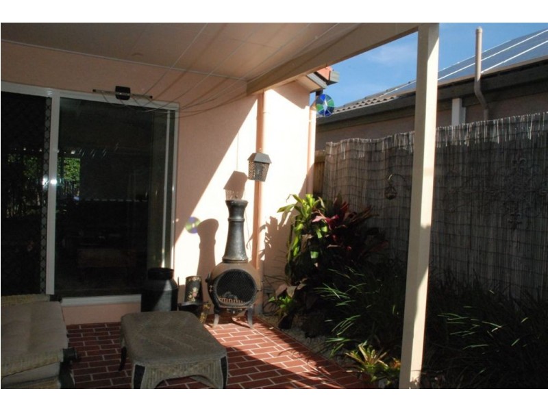 12 Lavender St, Springfield Lakes QLD 4300